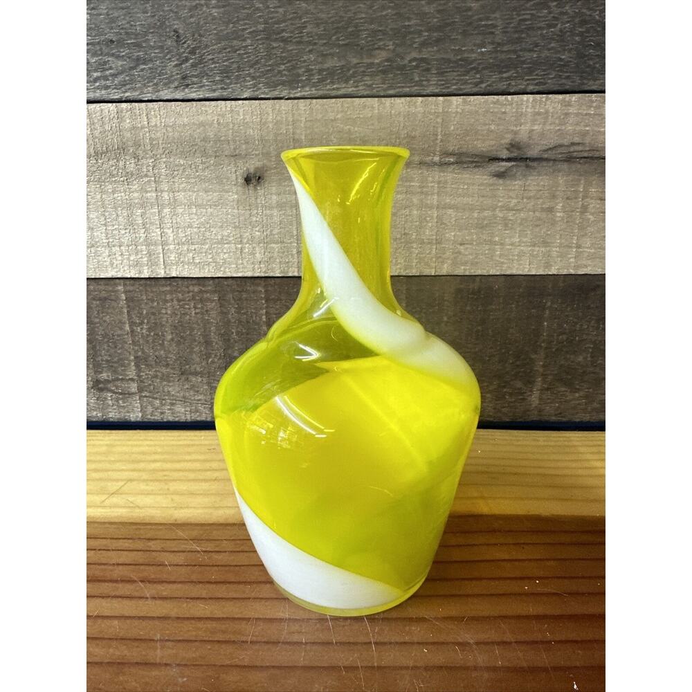 Art Glass Kamei Yellow White Swirl Bedside Decanter Bottle